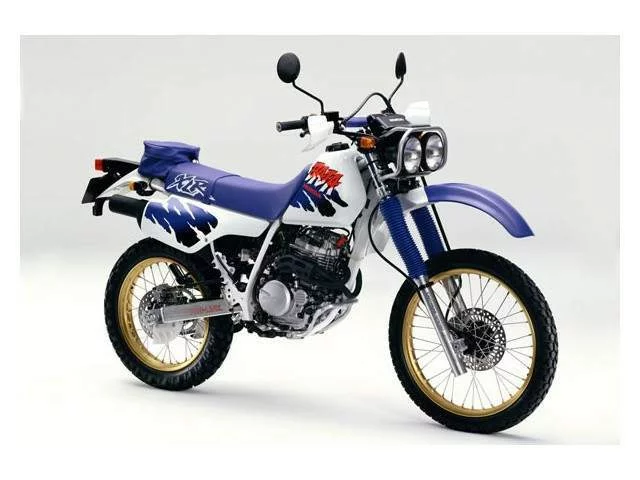 Honda%20XLR%20250R%20Baja.webp