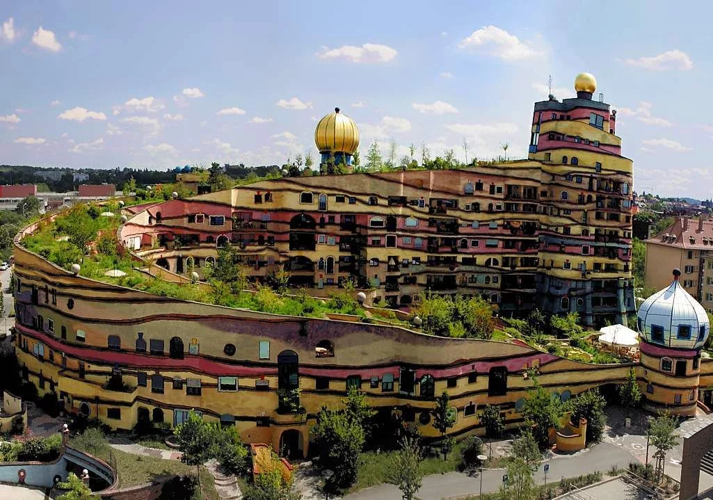 hundertwasser-house.webp