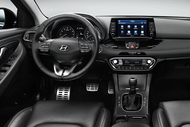 hyundai-i30-3-first-photo-2.webp