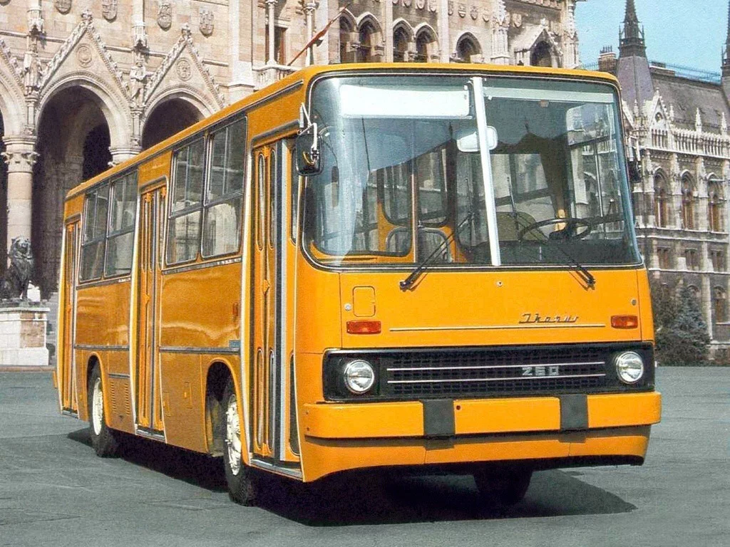 ikarus-260-10.webp