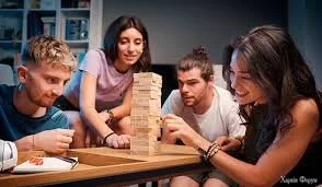 images_68d9756242e60.webp