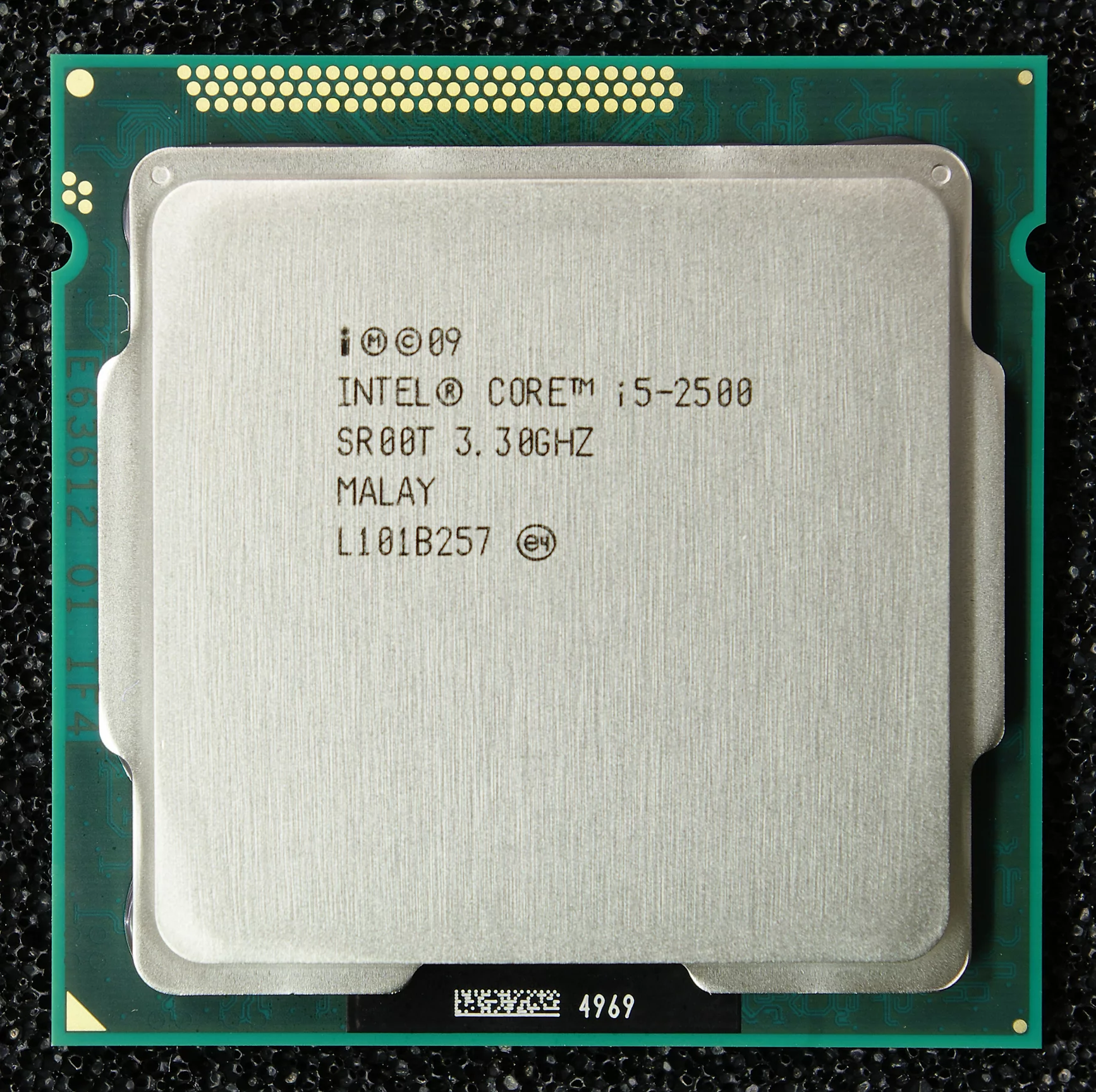 Intel_core_i5-2500_top_IMGP9336_wp.webp