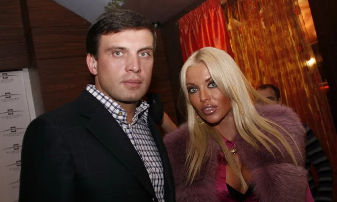 ista-milevskogo-kulbaba-zapela-i-snyala-klip-video.webp