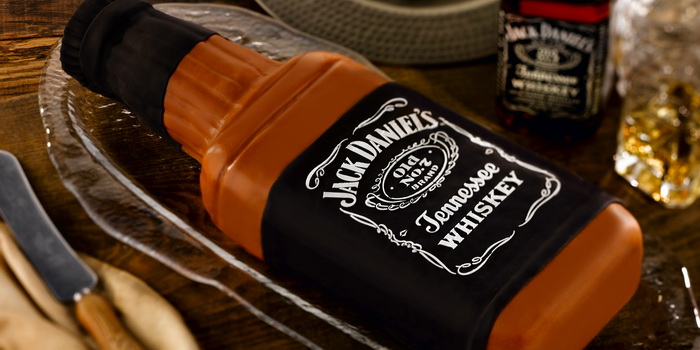 jack-daniels-cake.jpg