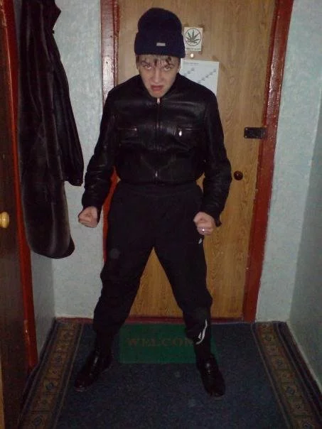 JzAeYvAwCHU.webp