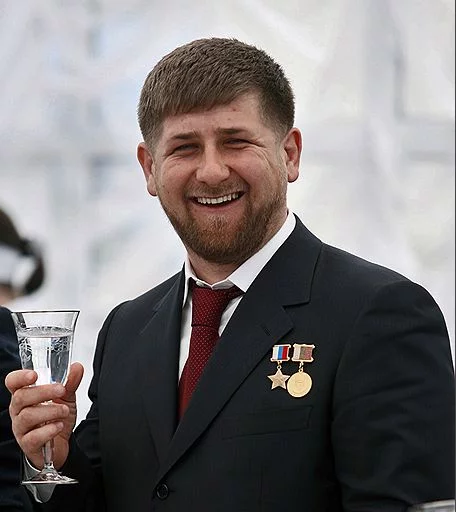 kadyrov_hero.webp