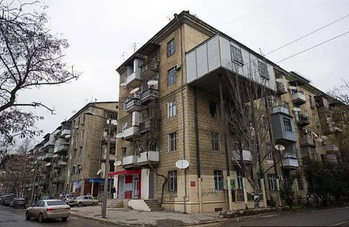 kak-uzakonit-balkon.webp