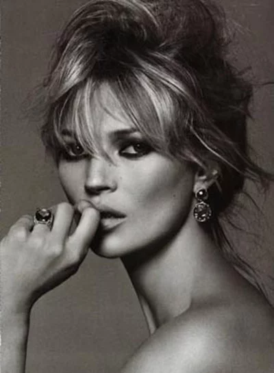 Kate_Moss_525_Peter_Lindbergh_B_thum.webp
