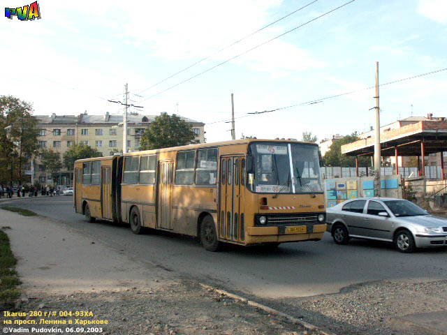 kha_ikarus280_yxa00493_20030906_v2.jpg