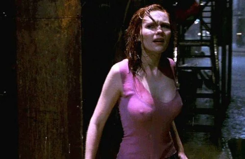 kirsten-dunst-boobs1.webp