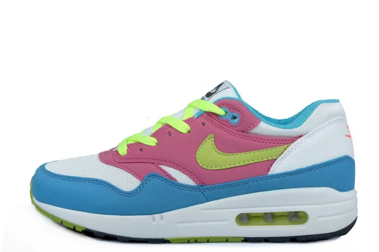 Krossovki_Nike_Air_Max_87_05W_b9776.webp