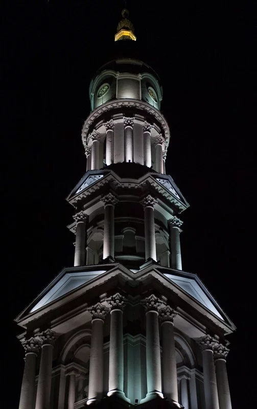 KZ6IkyzAv8o.webp