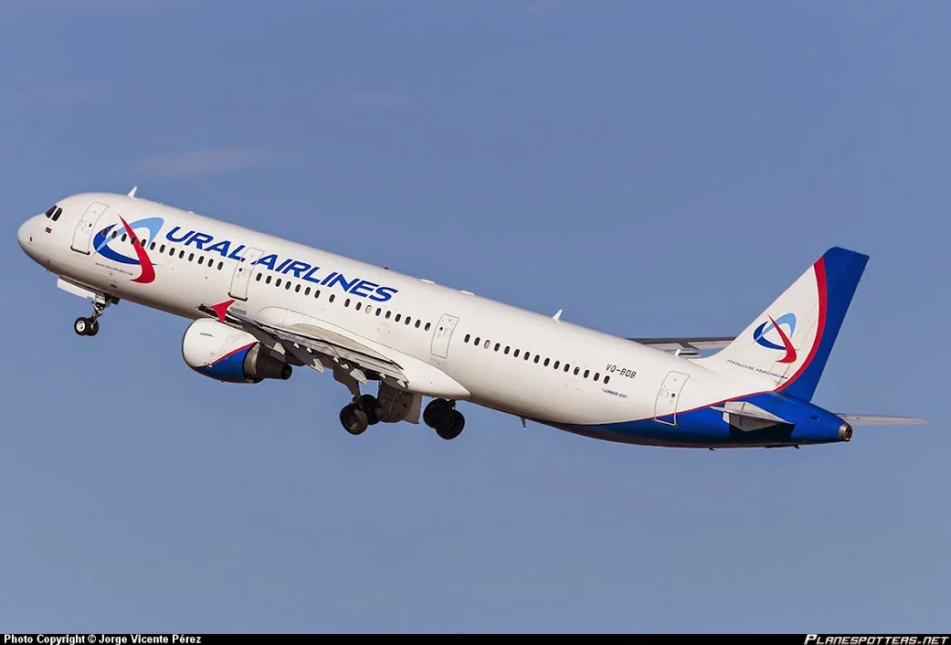 l-Airlines-Airbus-A321-200_PlanespottersNet_388774.webp