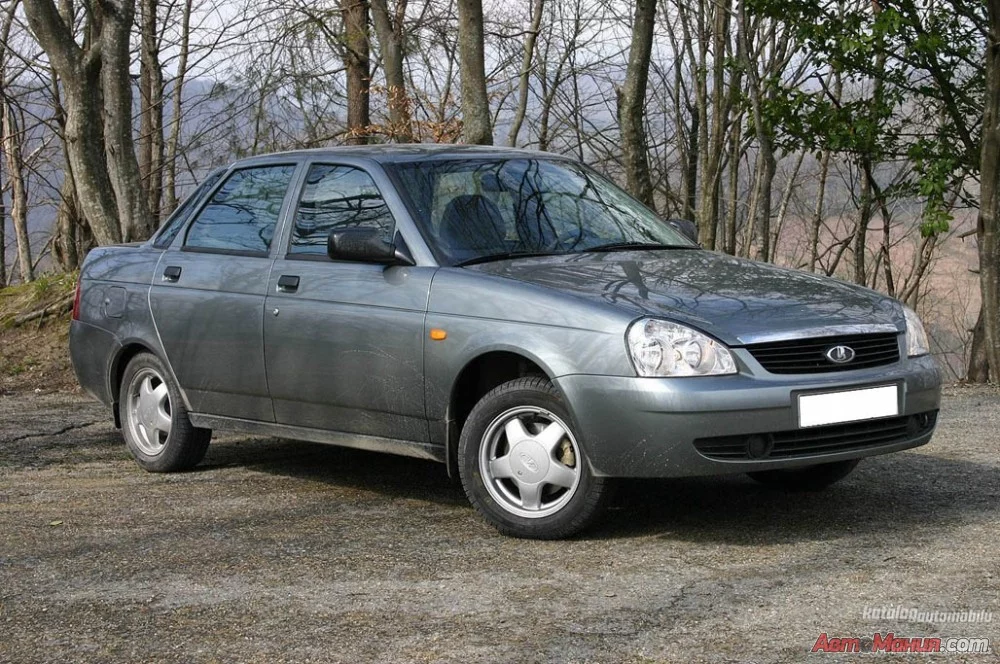 lada-priora-sedan-1-6i-16v-8jpg.webp