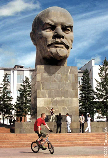 lenin_mon1.webp
