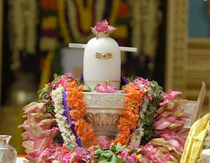 lingam-prayer.webp