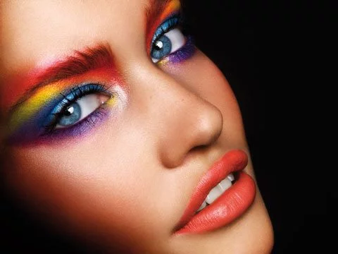 LOOK_SPRING_2010_FACE1.webp