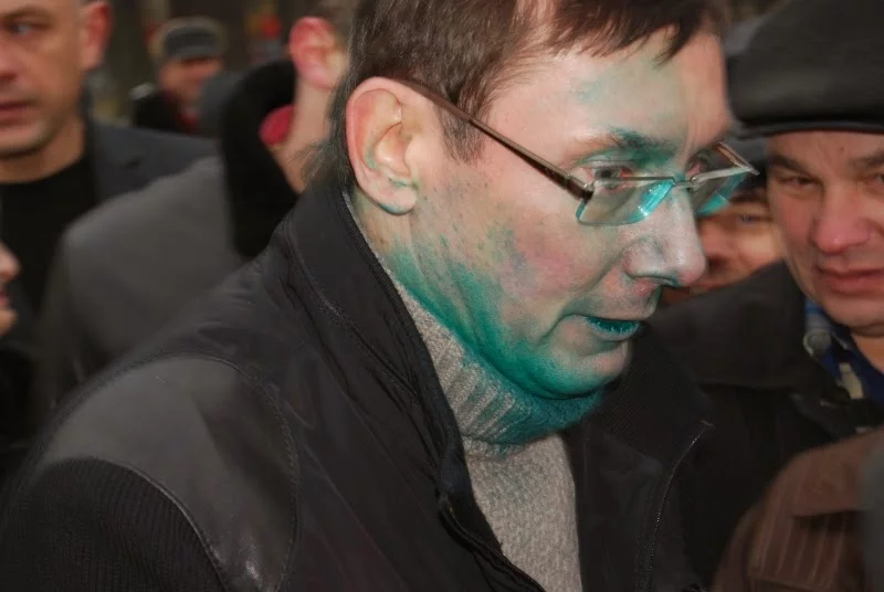 lucenko-v-zelenke-kharkov-maydan-28-12-2013.webp