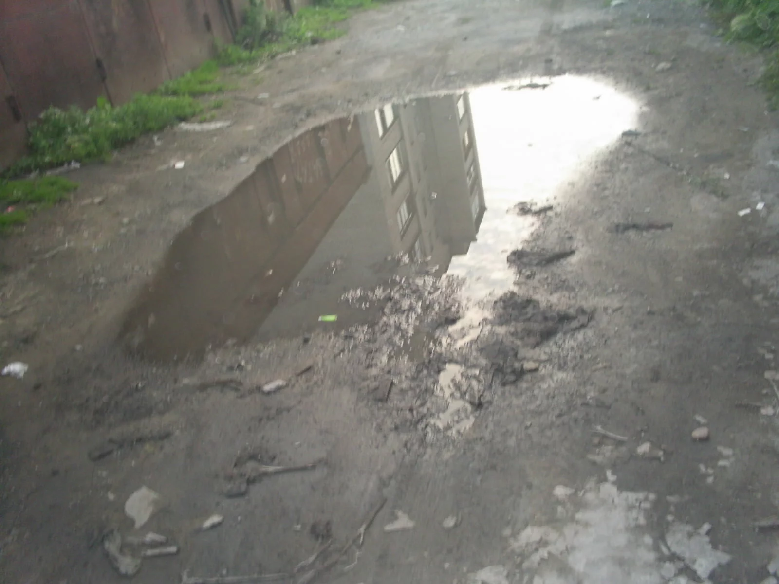 Luzha_Garage.webp