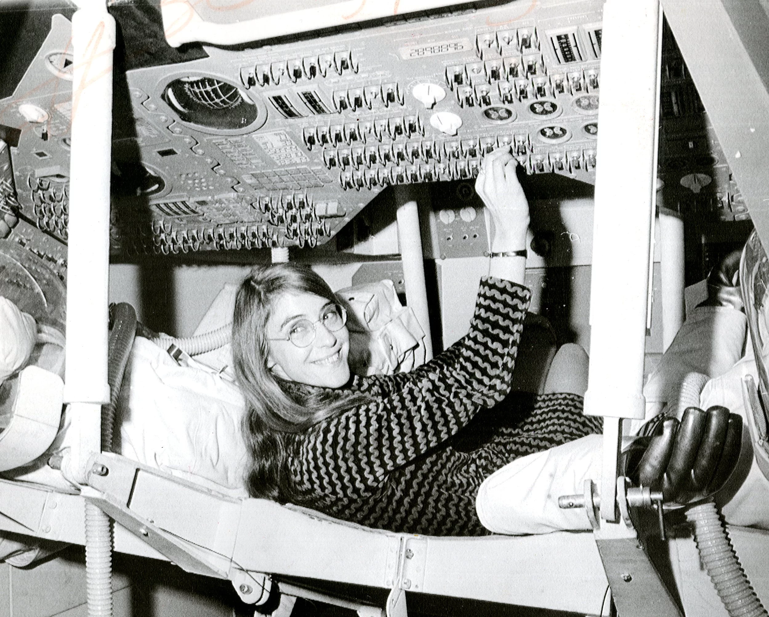 Margaret_Hamilton_in_action.webp