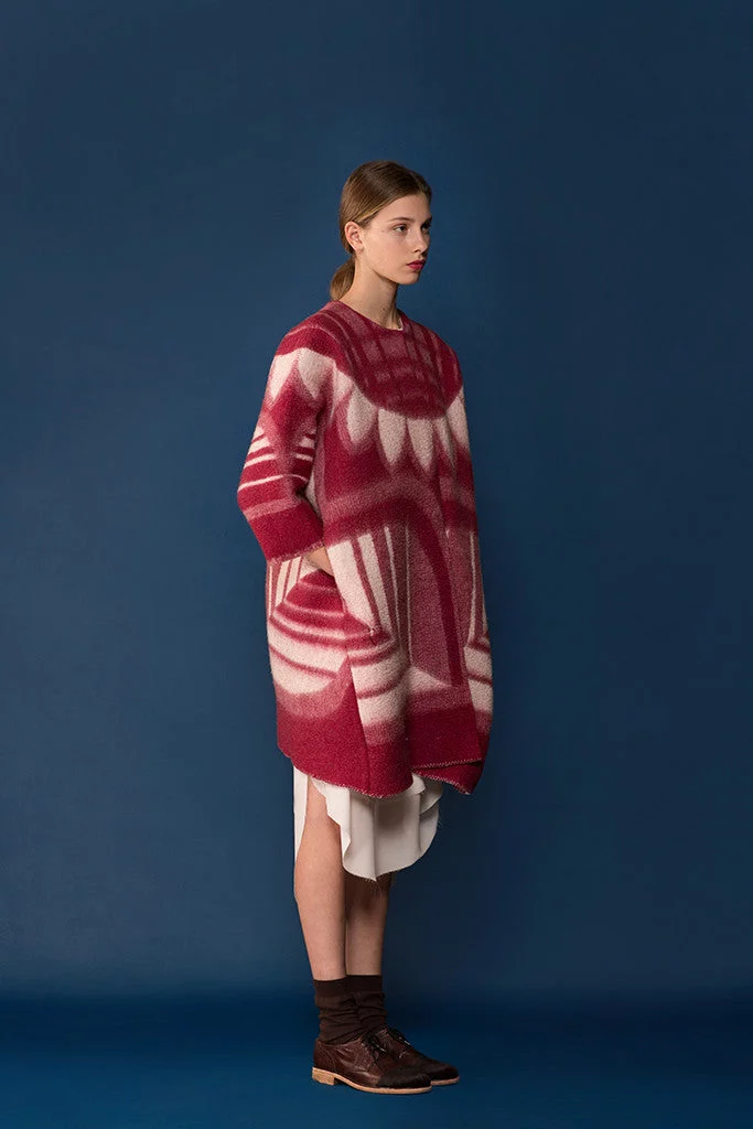 Marit_Ilison_coat21_Loning_For_Sleep03_1024x1024.webp