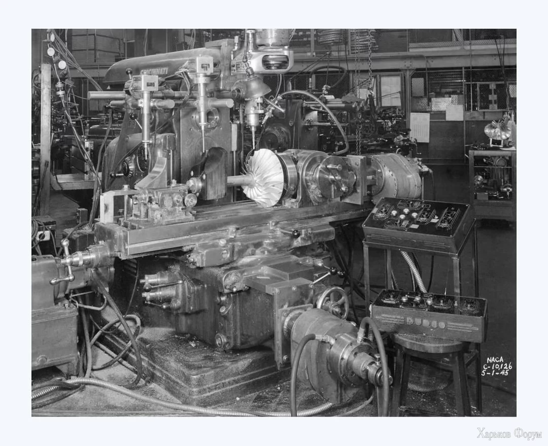 maxhining-an-impeller-circa-ww2-v0-12bghqf2j8pc1.webp