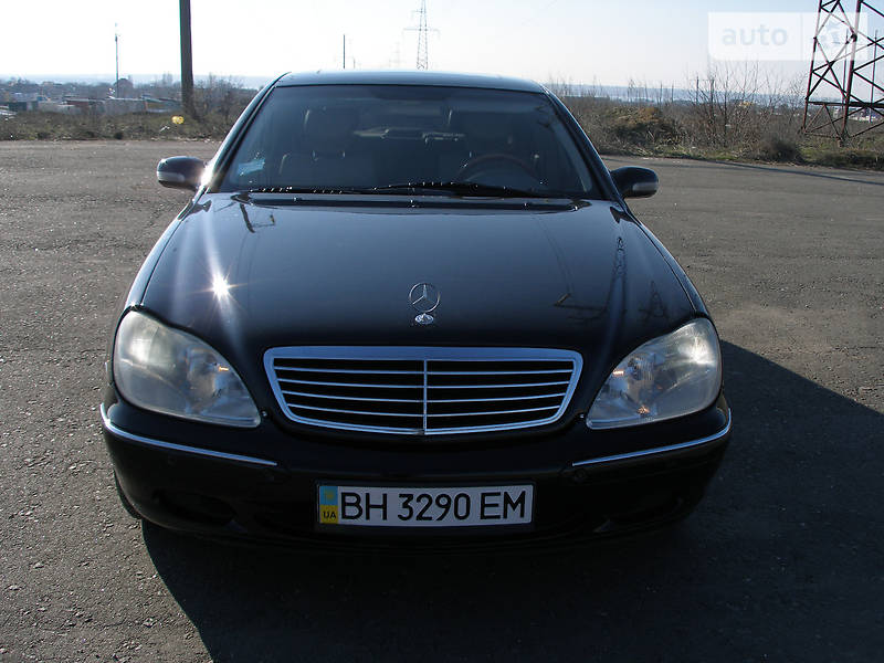 mercedes-benz_s-500__125994423fx.jpg