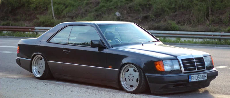 Mercedes_Benz_W124_Coupe_AMG_Aero_I_01.webp