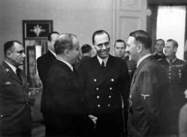 molotov_v_m_berlin_small.webp