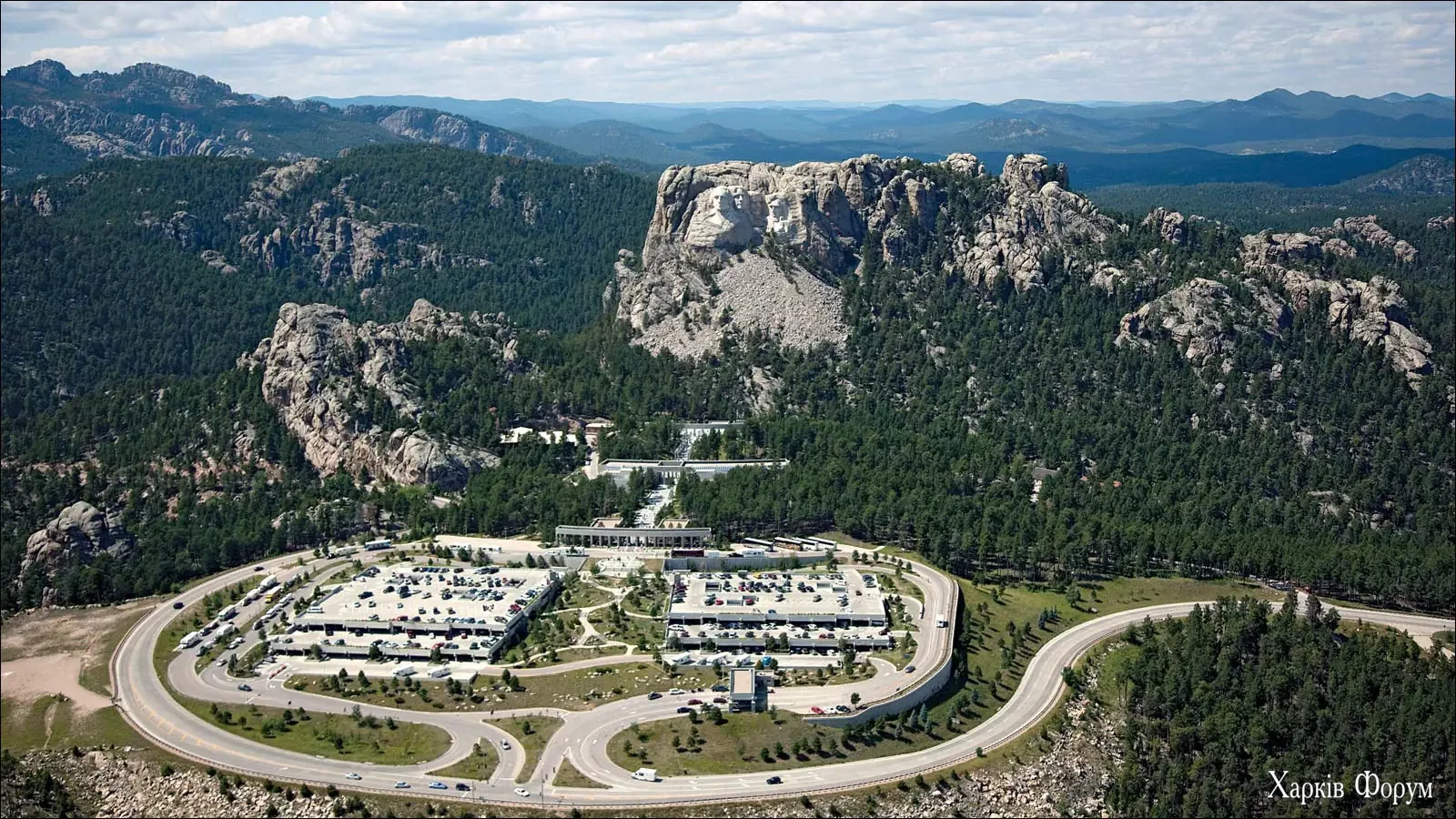 mount_rushmore_complex.jpg