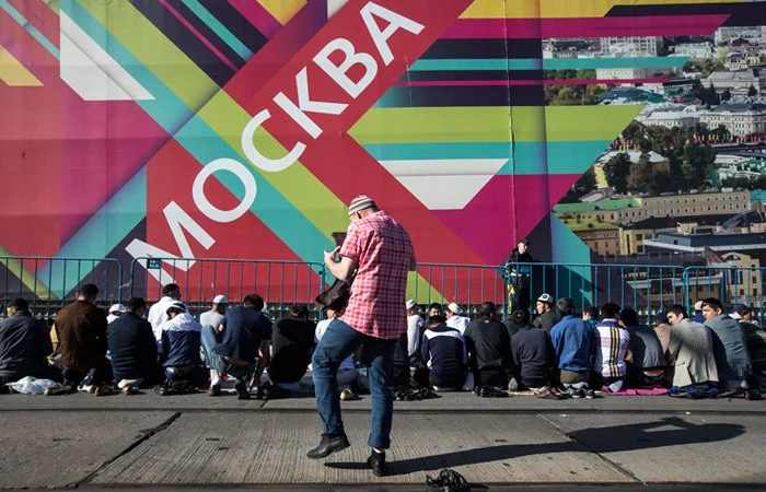 mRVkkoWamLA.webp