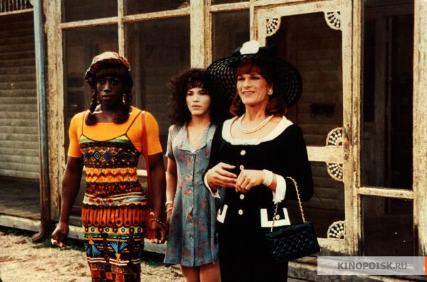 ng-Foo-Thanks-for-Everything_2C-Julie-Newmar-18706.jpg