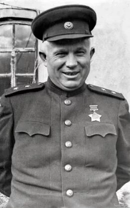 Nikita_Khrushchev_in_WW2.jpg