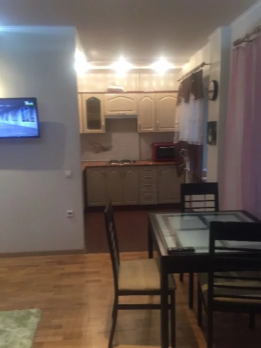 NNUP9yxls70.webp