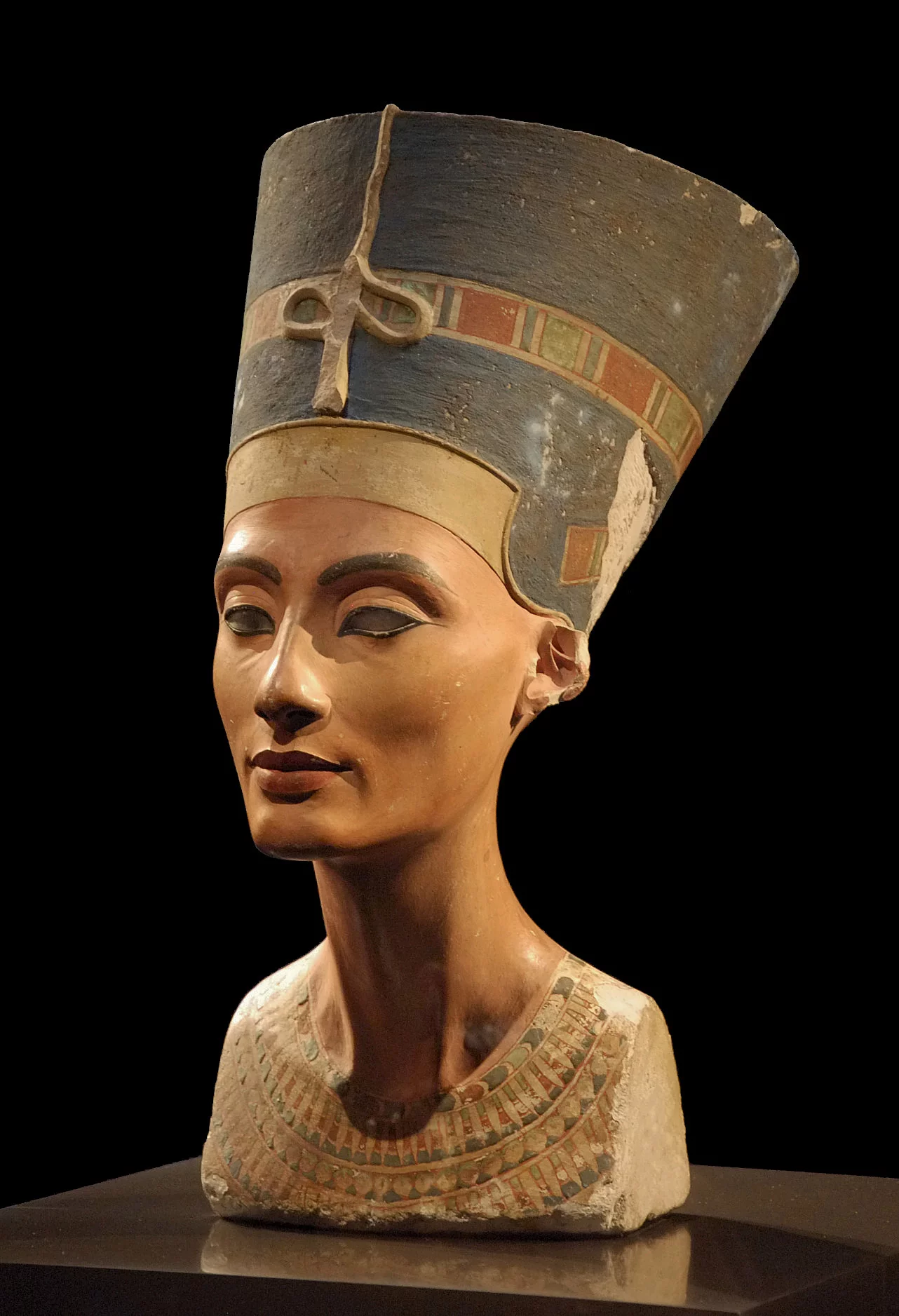 Nofretete_Neues_Museum.webp