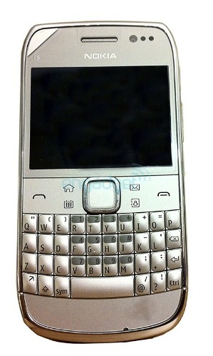 nokia-e6-itw-01.jpg