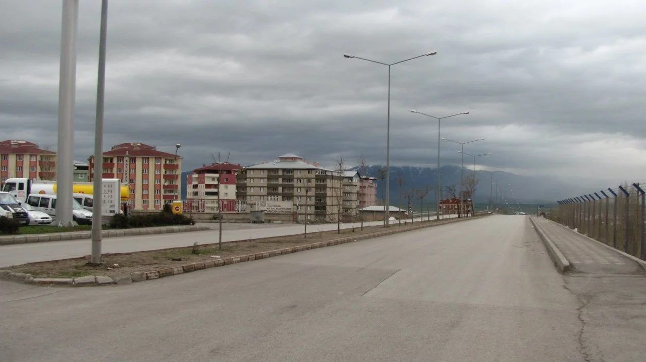 NrOeiEzBe94.webp