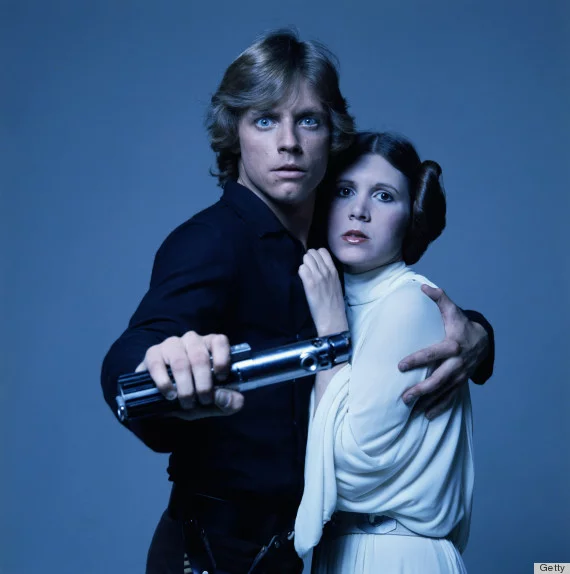 o-CARRIE-FISHER-PRINCESS-LEIA-BIKINI-570.webp