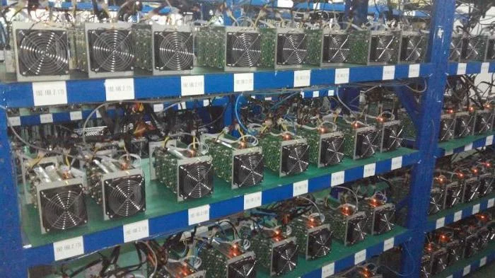 obzor-asic-majnerov.webp