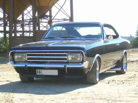 opel-rekord-01.webp