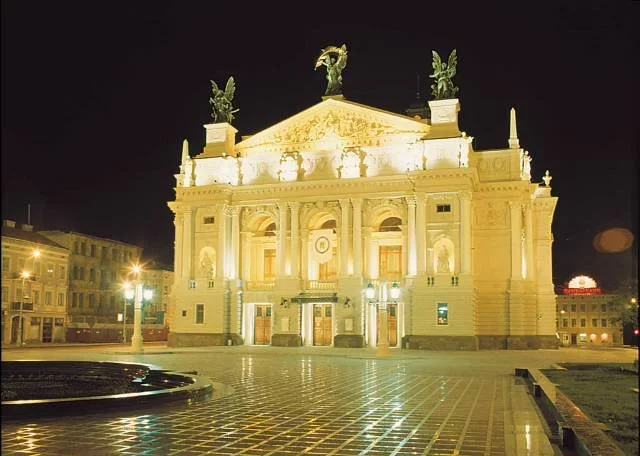 Operniy-teatr-Lviv.webp
