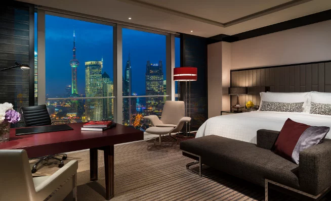 our-Seasons-Pudong-Shanghai-Deluxe-Pearl-View-Room.webp