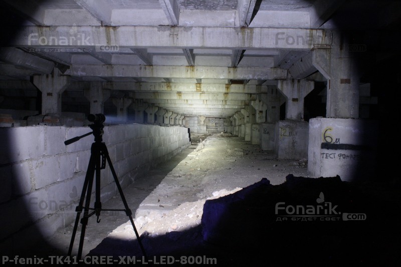 P-fenix-TK41-CREE-XM-L-LED-800lm.jpg