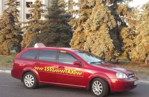 pasazhyrski-perevezennya-prosto-taksi-1551.8.webp