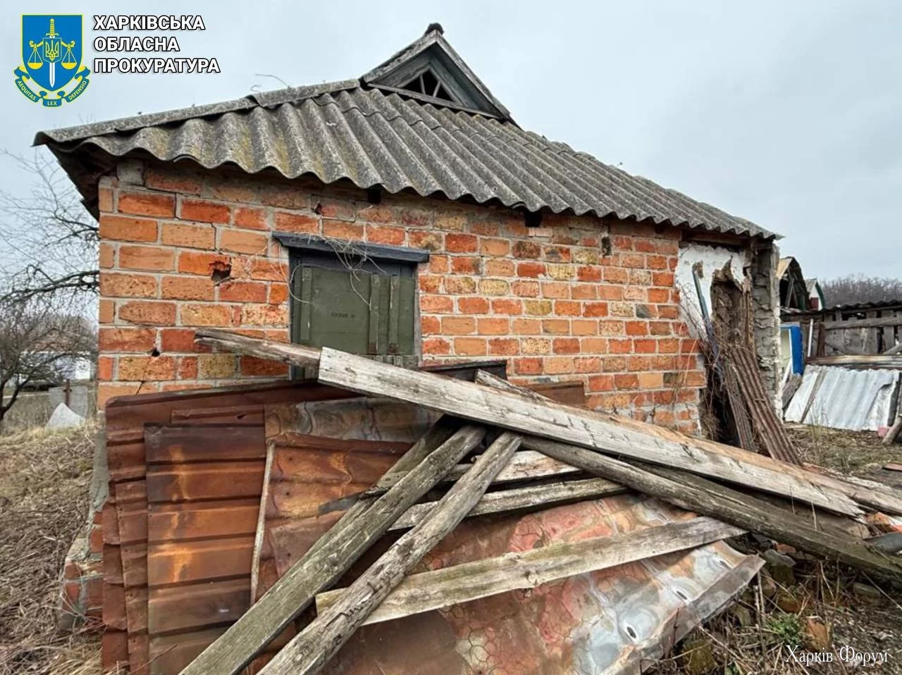 Будинок нібито зруйнований вибухом в Ізюмському районі