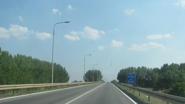 Pm_iLP1oXs4.webp
