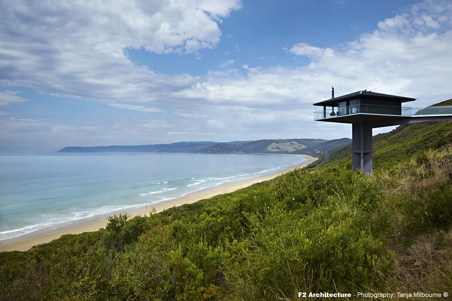 Pole-House-Fairhaven_01.webp