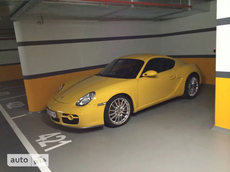 porsche_cayman__108651035fx.webp
