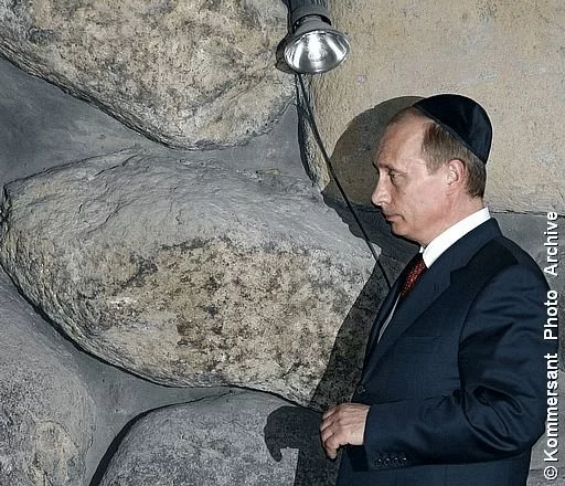 putin_v_kipe.gif.600x450_q85.webp