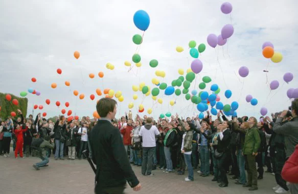 RainbowFLASH.webp